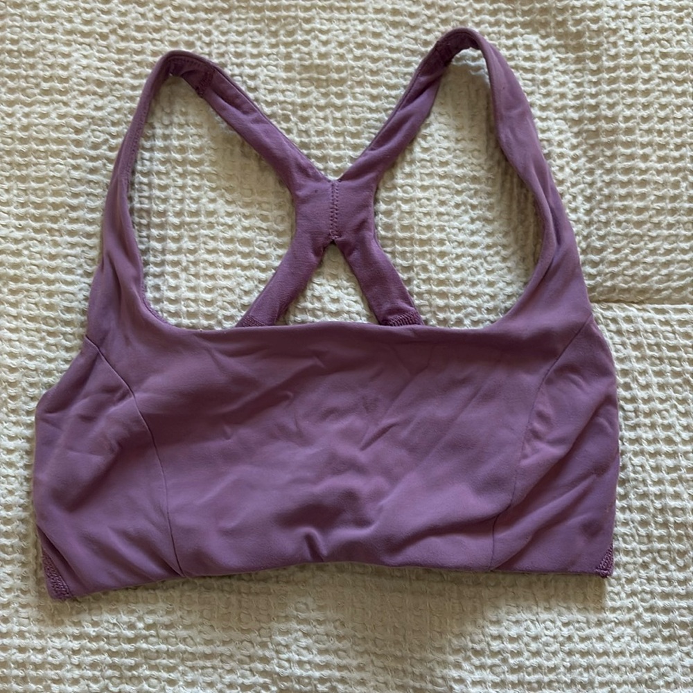 lululemon sports bra in mauve